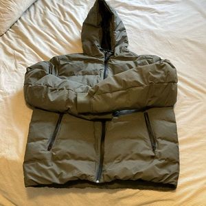 NWT H&M green puffer coat